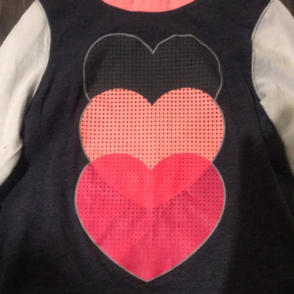 Osh Kosh size 4T Long Sleeve Shirt with Heart Decals - Picture 2 of 4